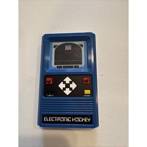 Mattel Electronic 2018 Hockey Handheld Video Game Tested Working